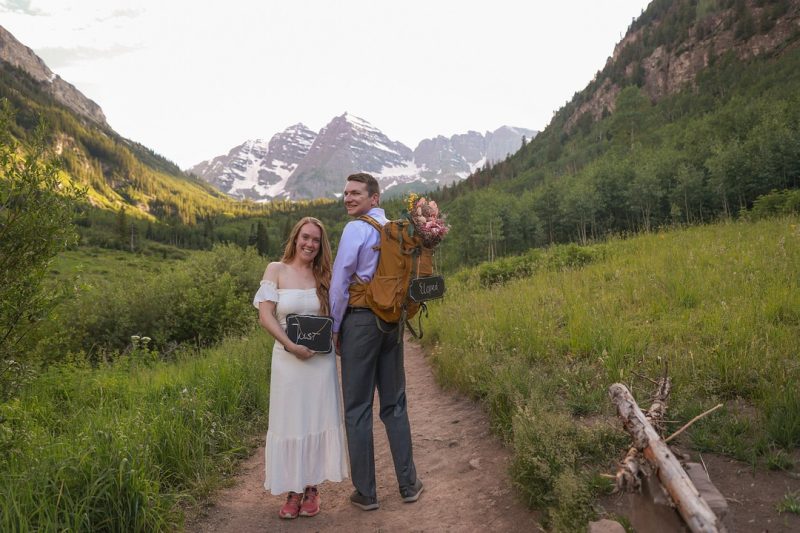 Cute-Intimate-Elopement-in-Colorado_Out-West-Elopements_130A6954_low