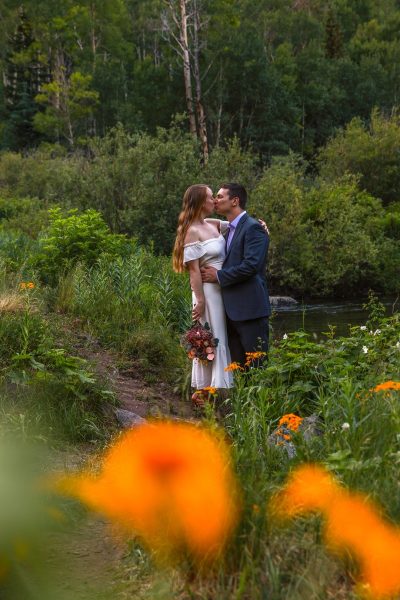 Cute-Intimate-Elopement-in-Colorado_Out-West-Elopements_130A7328_low